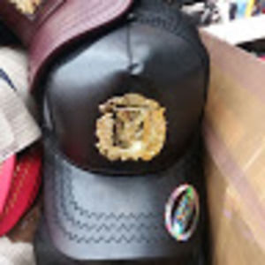 Meet your Posher, Carlos